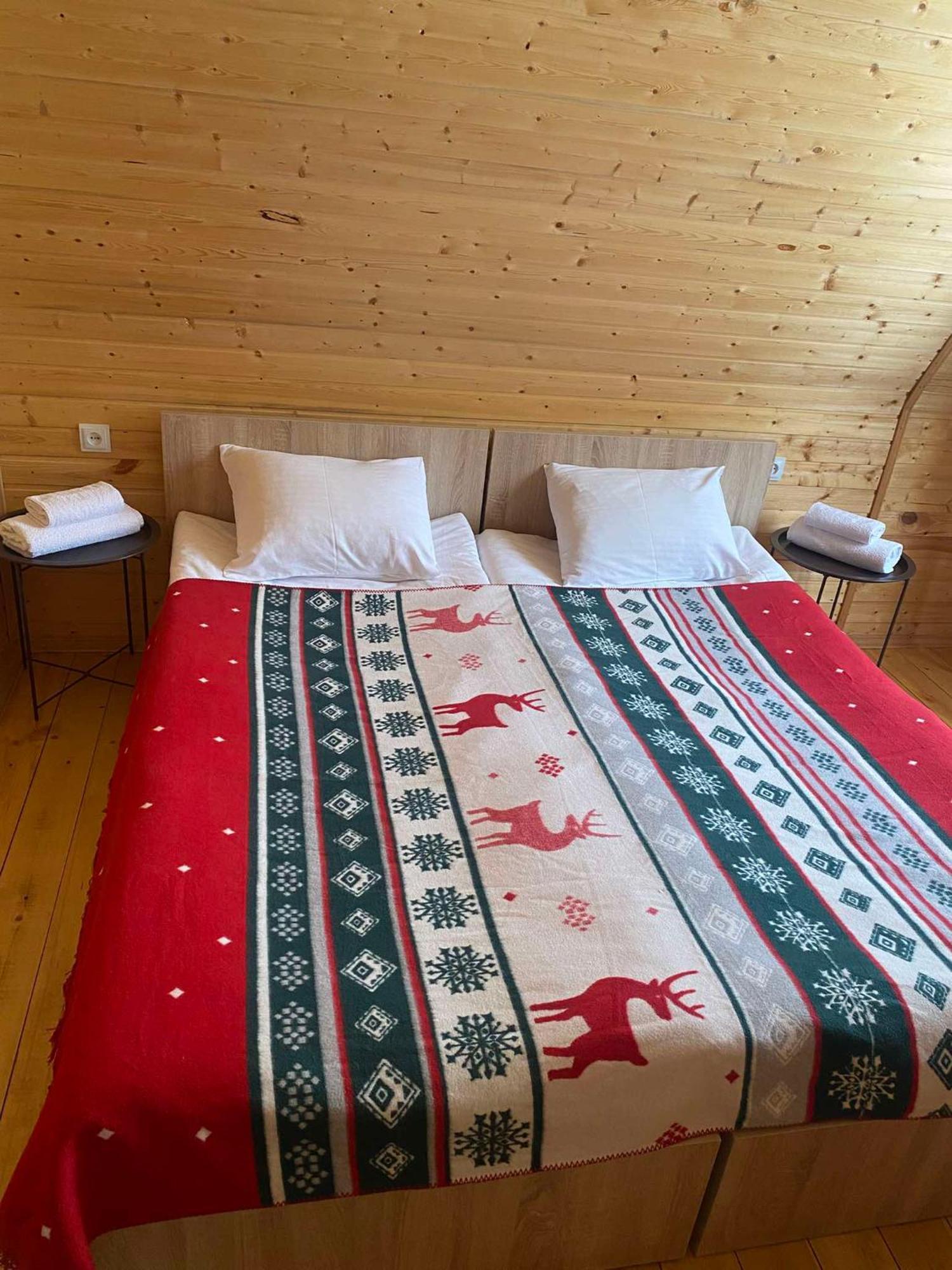 Cottage Mida Местия Екстериор снимка